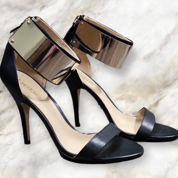Bebe Open Toe Zipped Heel With Gold Tone Ankle Cuff Size 8 US - Picture 1 of 6